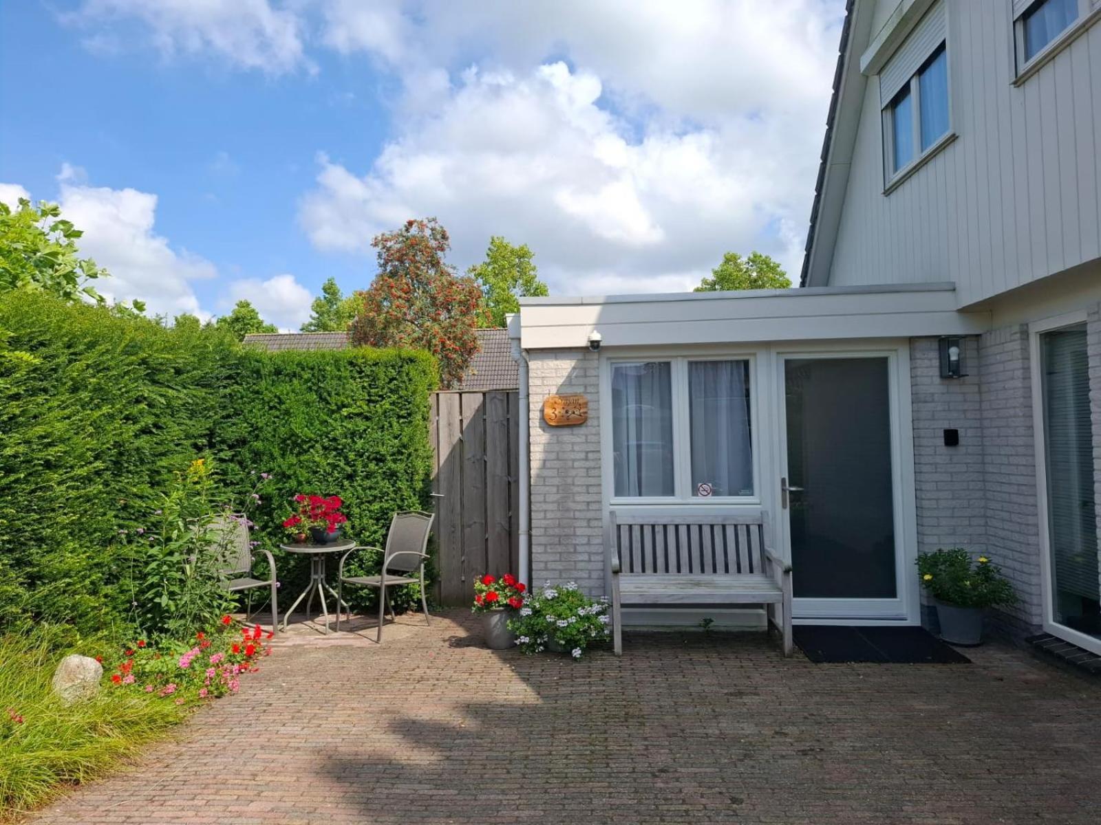 Dajan Villa Almere Exterior photo